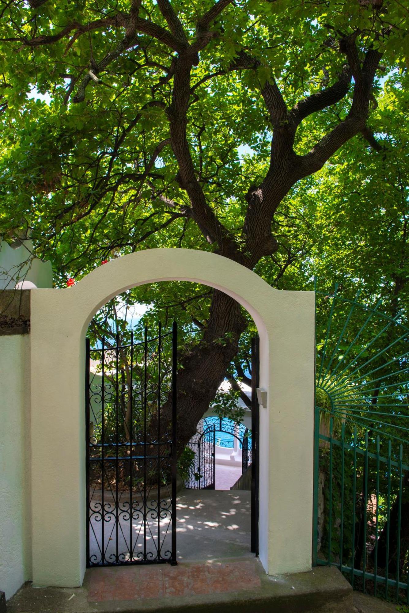 Villa Santa Chiara Positano Suites 外观 照片