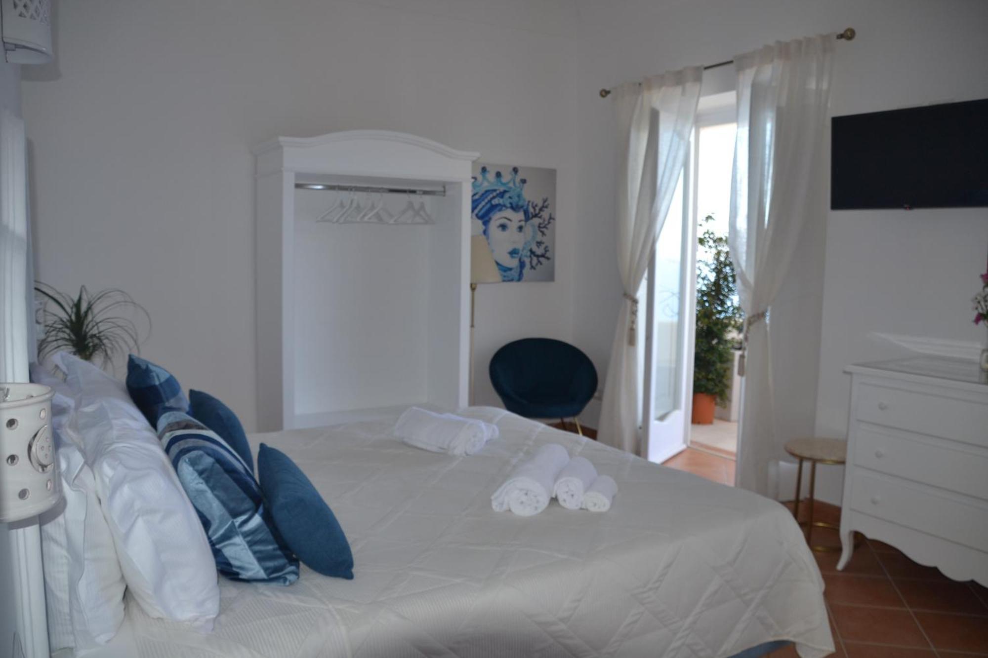 Villa Santa Chiara Positano Suites 外观 照片